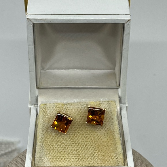 Vintage 14K Yellow Gold Princess Cut Citrine Stud Earrings - Picture 15 of 17